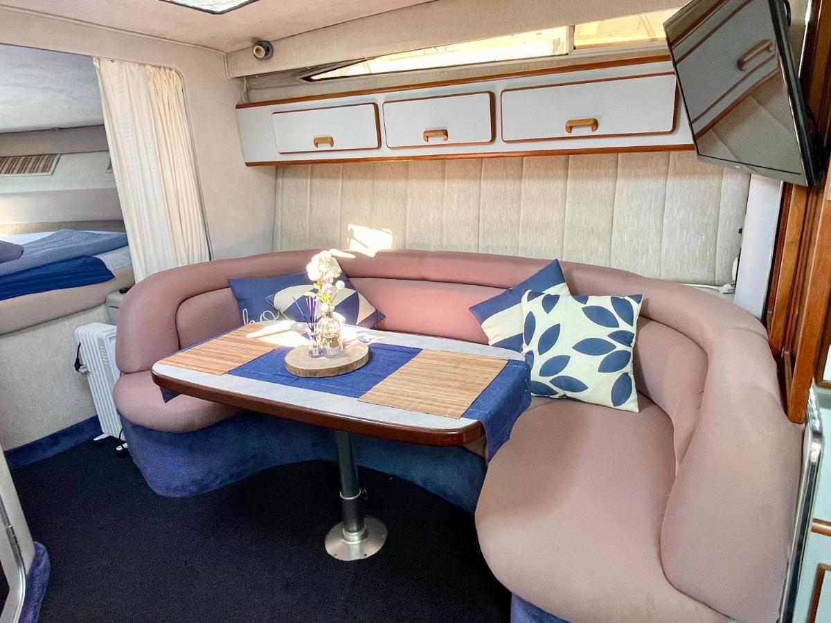Yacht Hotel Barcelona サン・アドリア・デ・ベソス エクステリア 写真